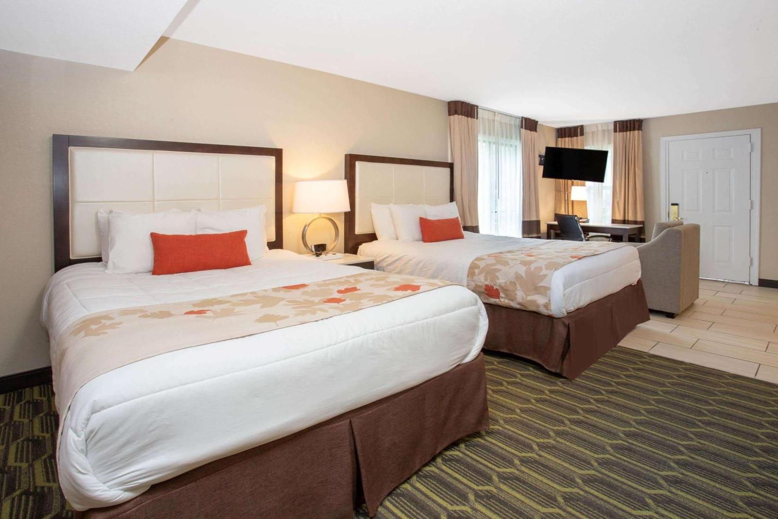 Hawthorn Suites by Wyndham
